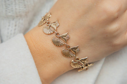 6.5 9ct Gold Flower Link Bracelet, 23.5g