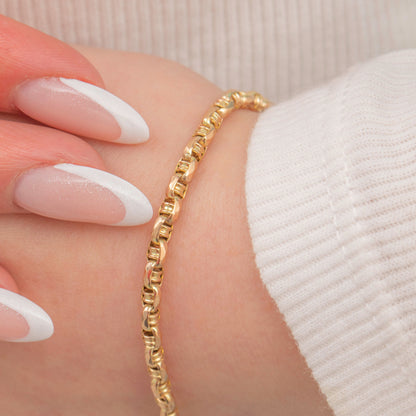 7 Antique 9ct Gold Fancy Link Bracelet